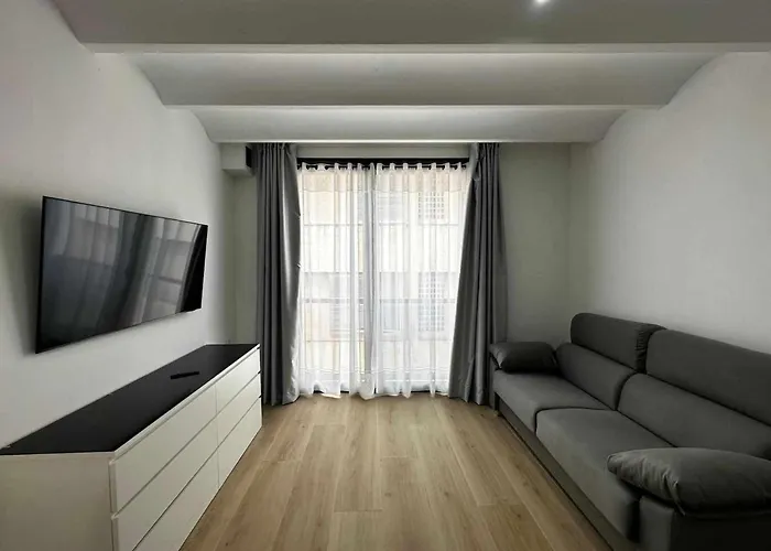 A H Rentals Van Gogh Apartamento